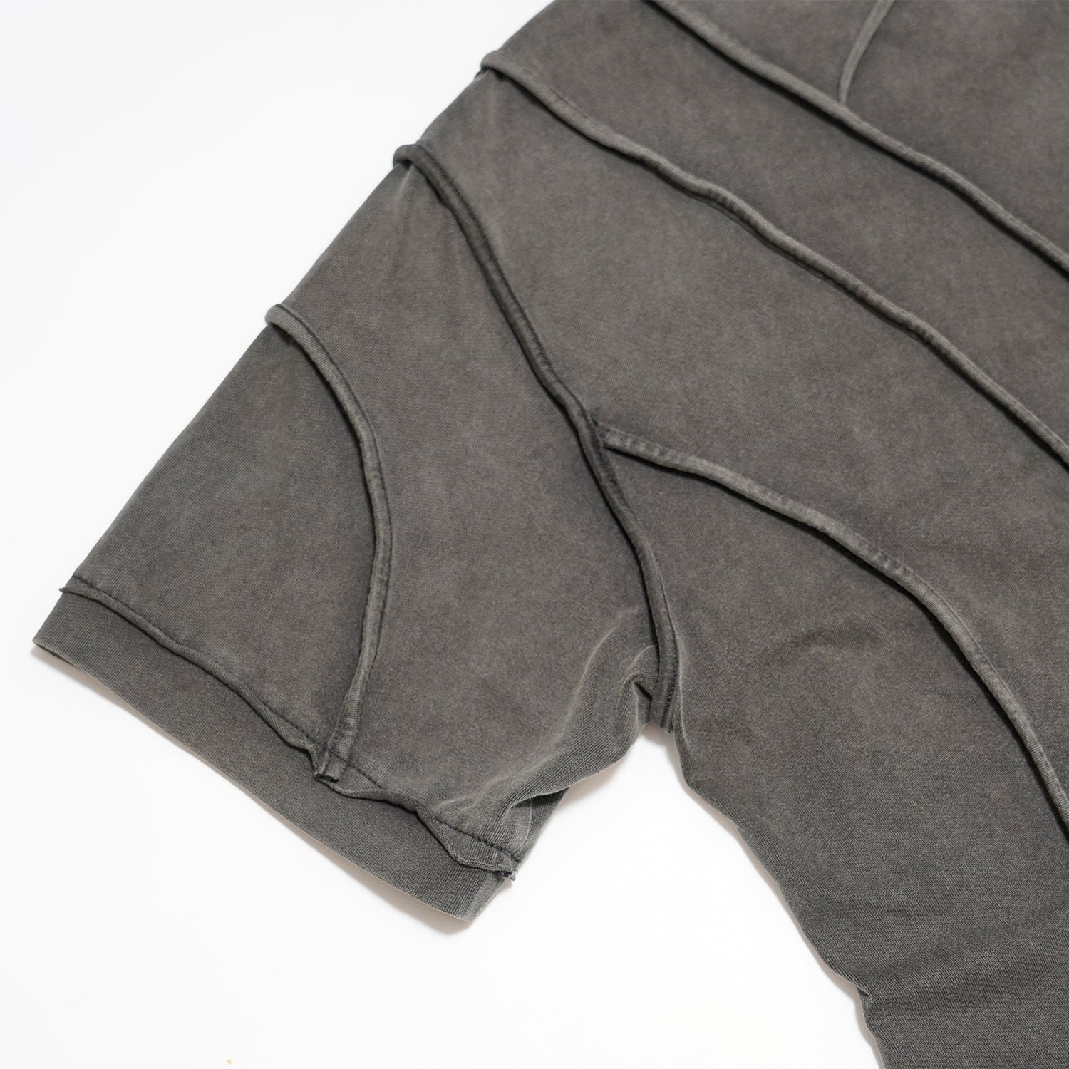 T.C.R DARK HAZE TEE - BLACK