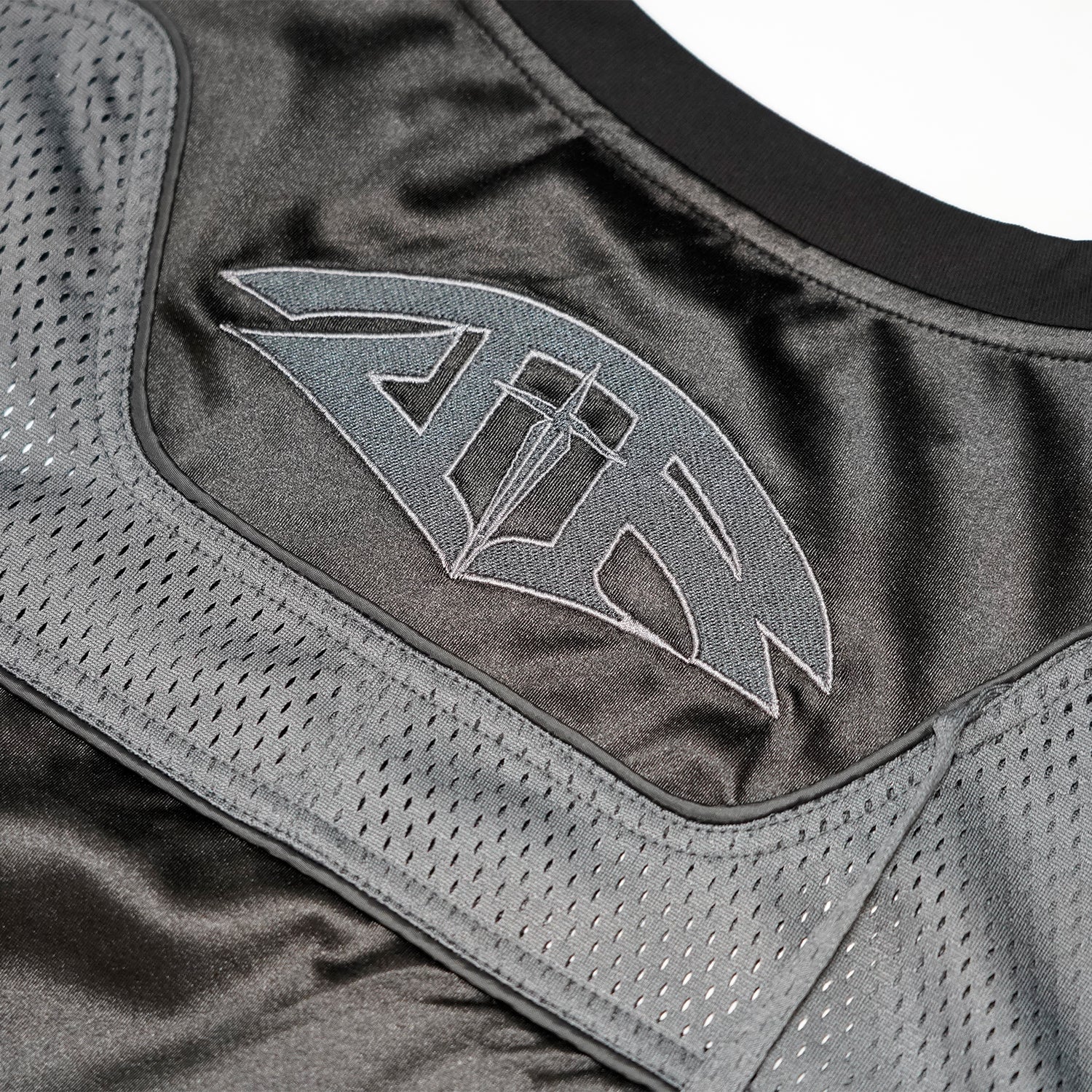 T.C.R DIVISION GAME MESH SHIRT - BLACK