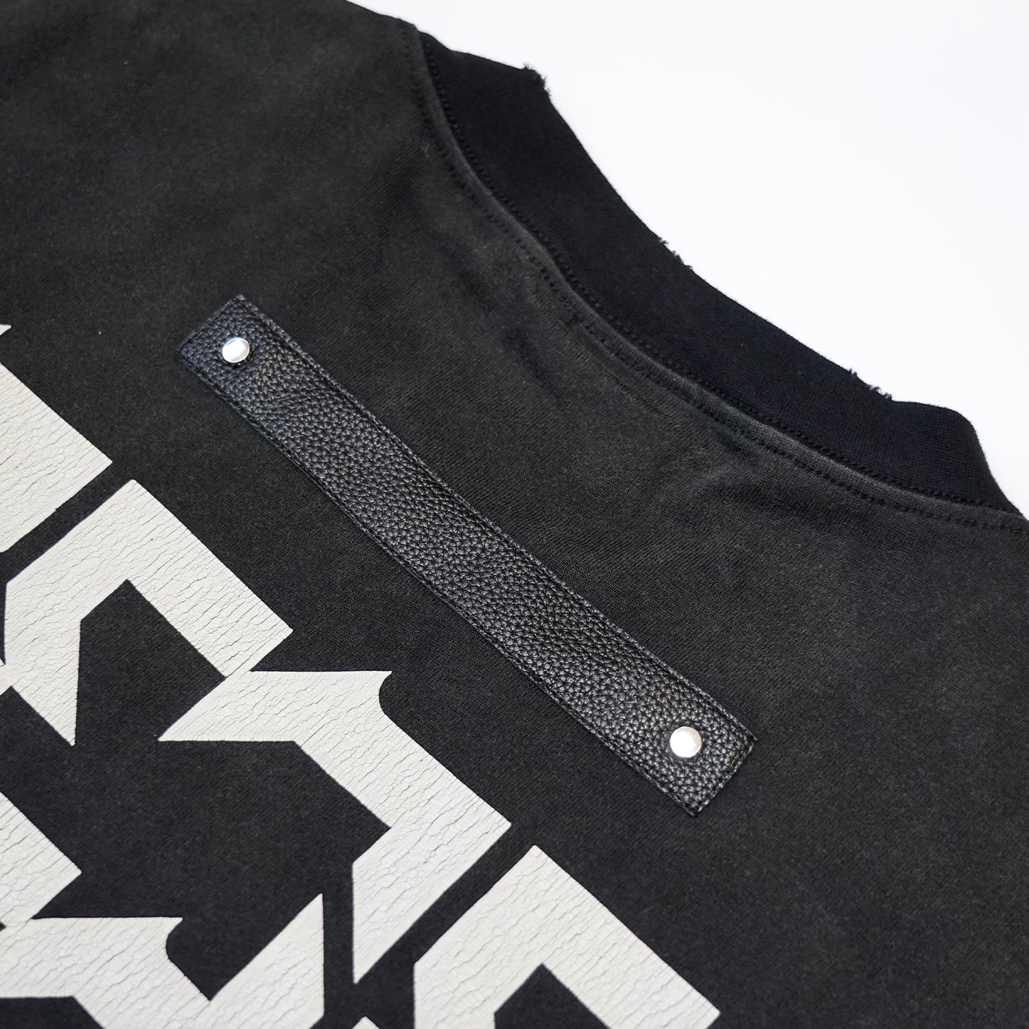 T.C.R RELAPSE FADE WASHED S/S TEE - BLACK