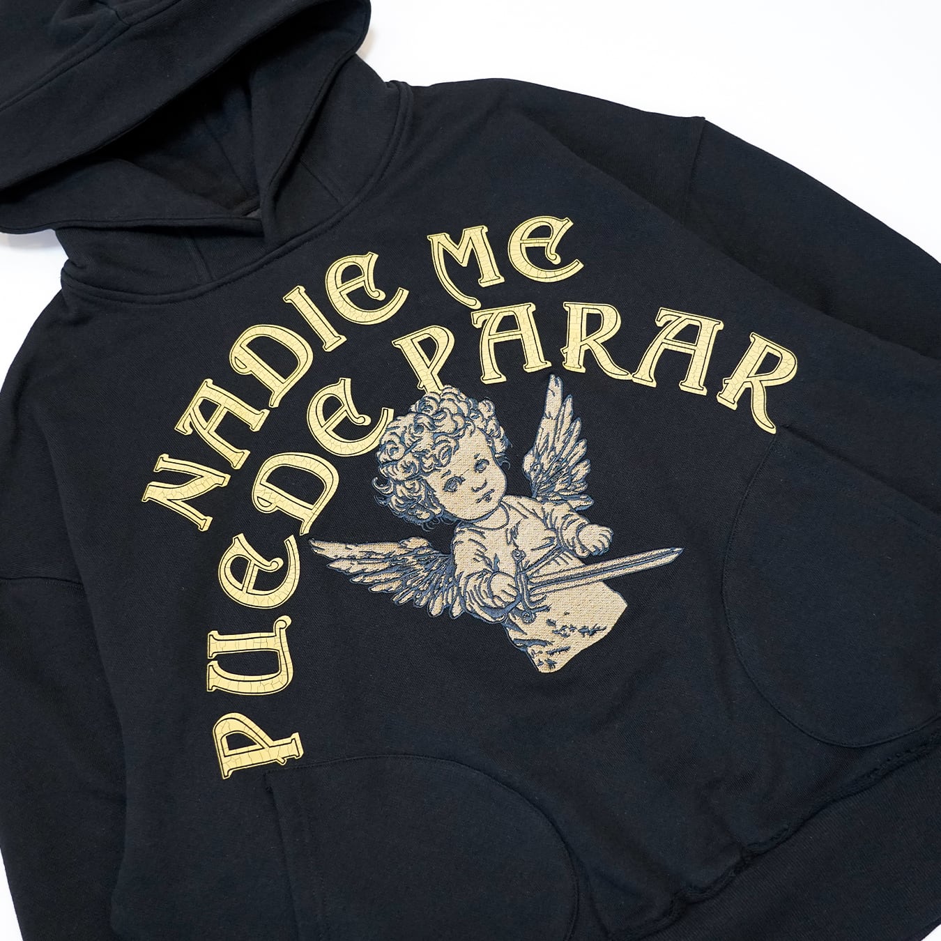 T.C.R NADIE ME PUEDE PARAR PULLOVER HOODIE - BLACK