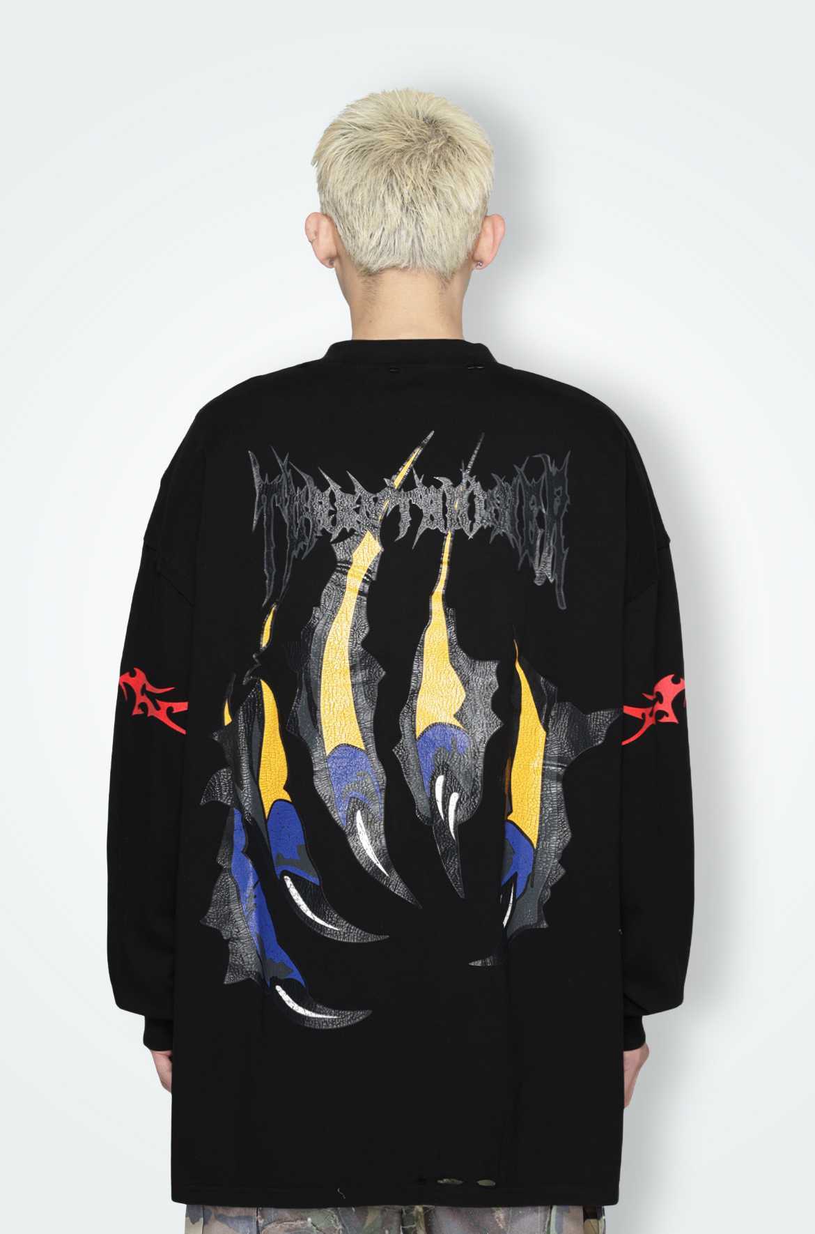 T.C.R WOLF L/S TEE - BLACK