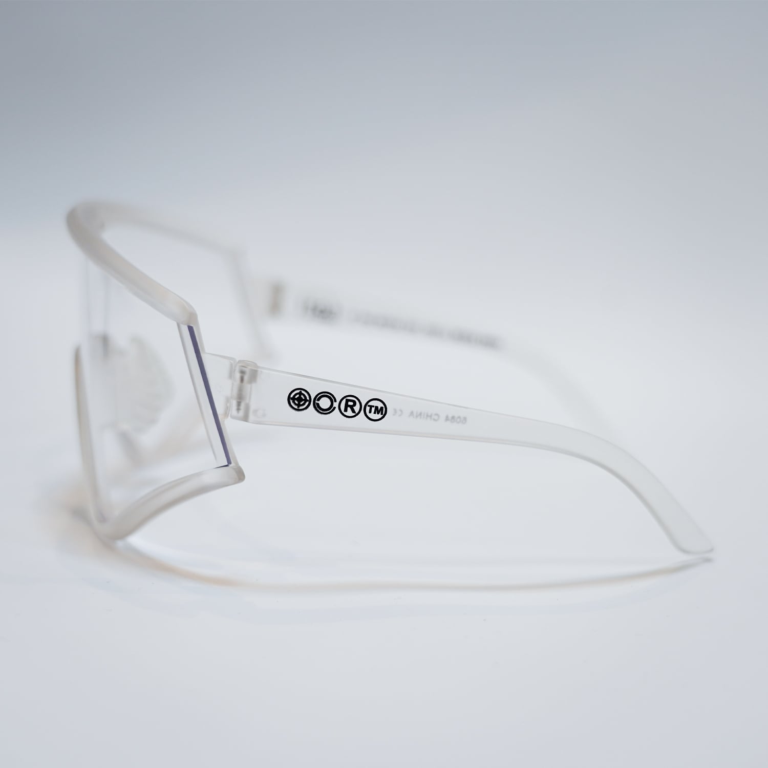 T.C.R OVERSIZED SHIELD SUNGLASS - EXCLUSIVE - CLEAR
