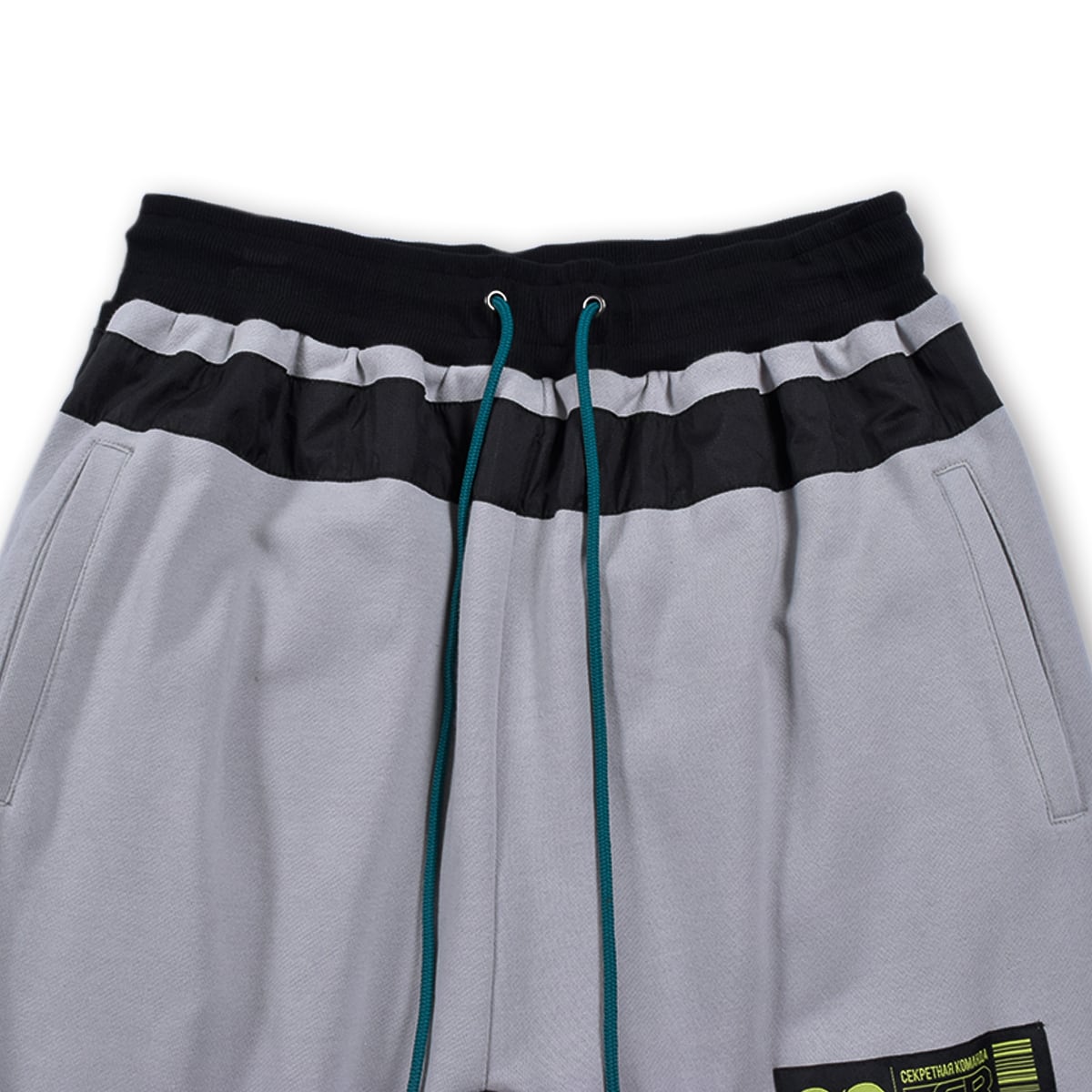 TCR ESSENTIAL TECH JOGGER  - GRAY/BLACK