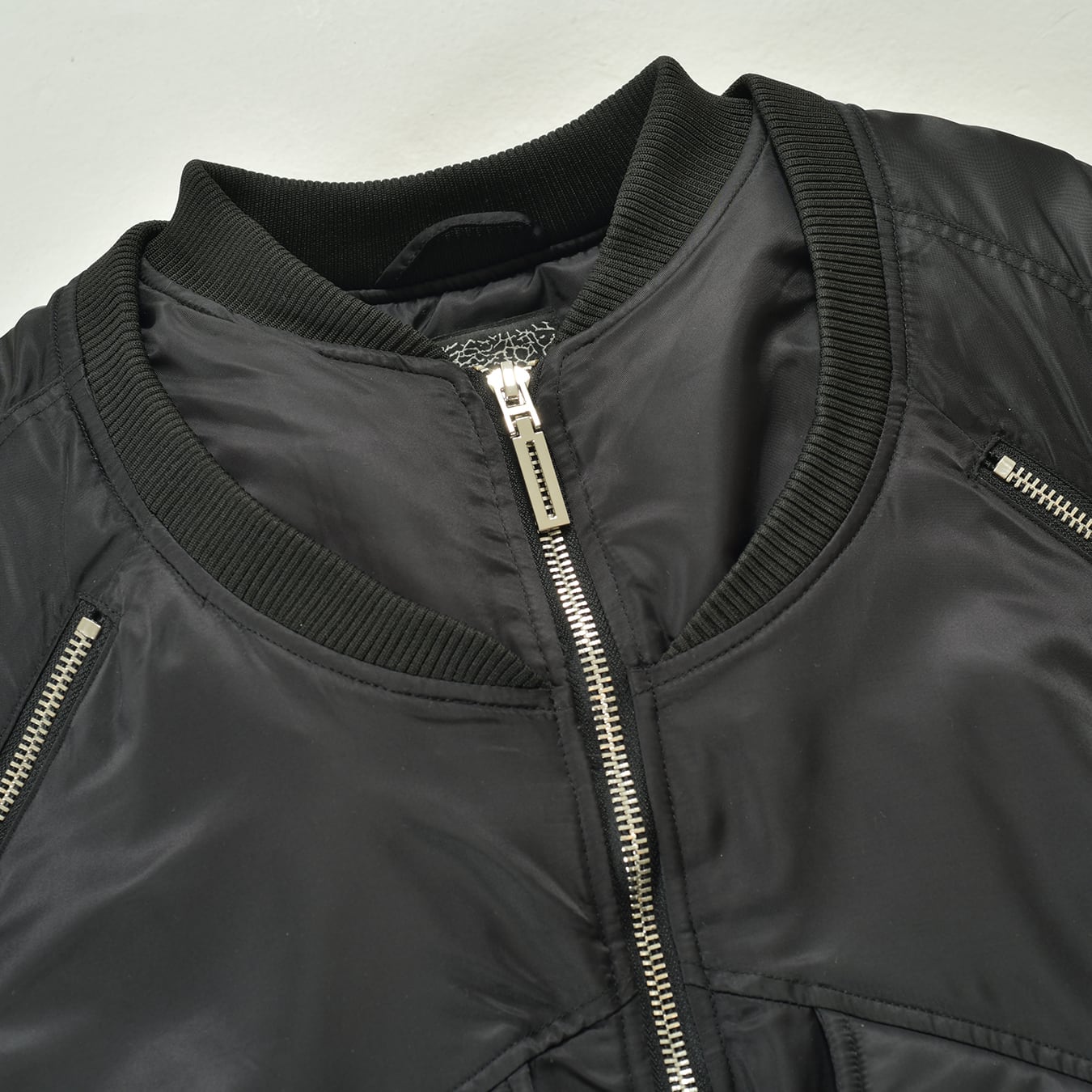 T.C.R MA-1 PADDED BOMBER JACKET - BLACK