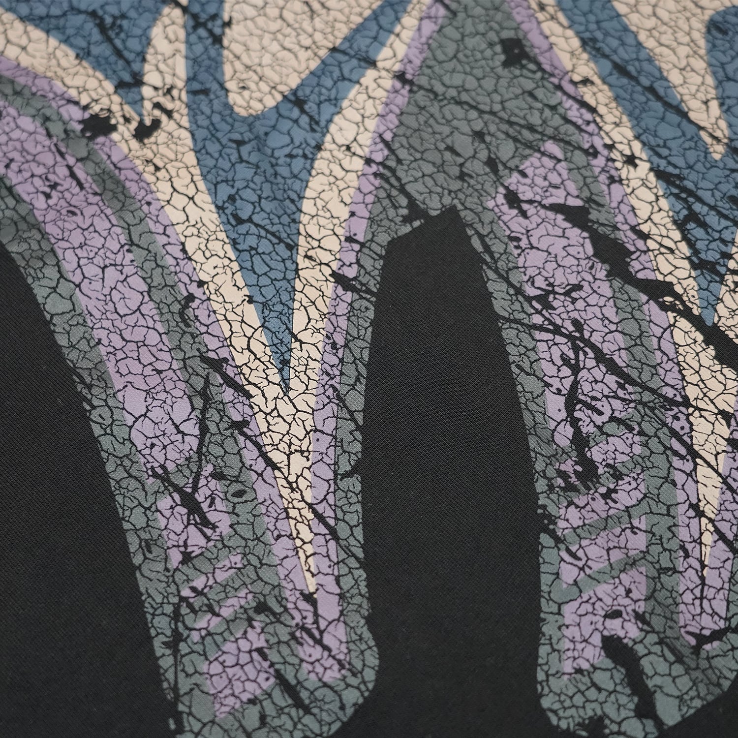 T.C.R CROSS LOGO DAMAGE S/S TEE - BLACK
