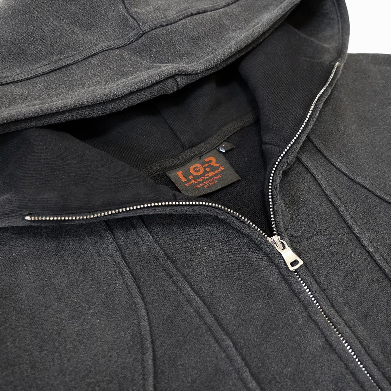 T.C.R DECONSTRUCTED WASHED ZIP-UP HOODIE - BLACK