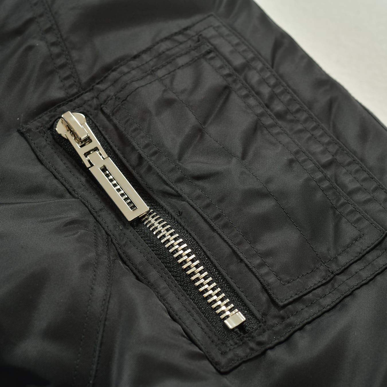 T.C.R MA-1 PADDED BOMBER JACKET - BLACK