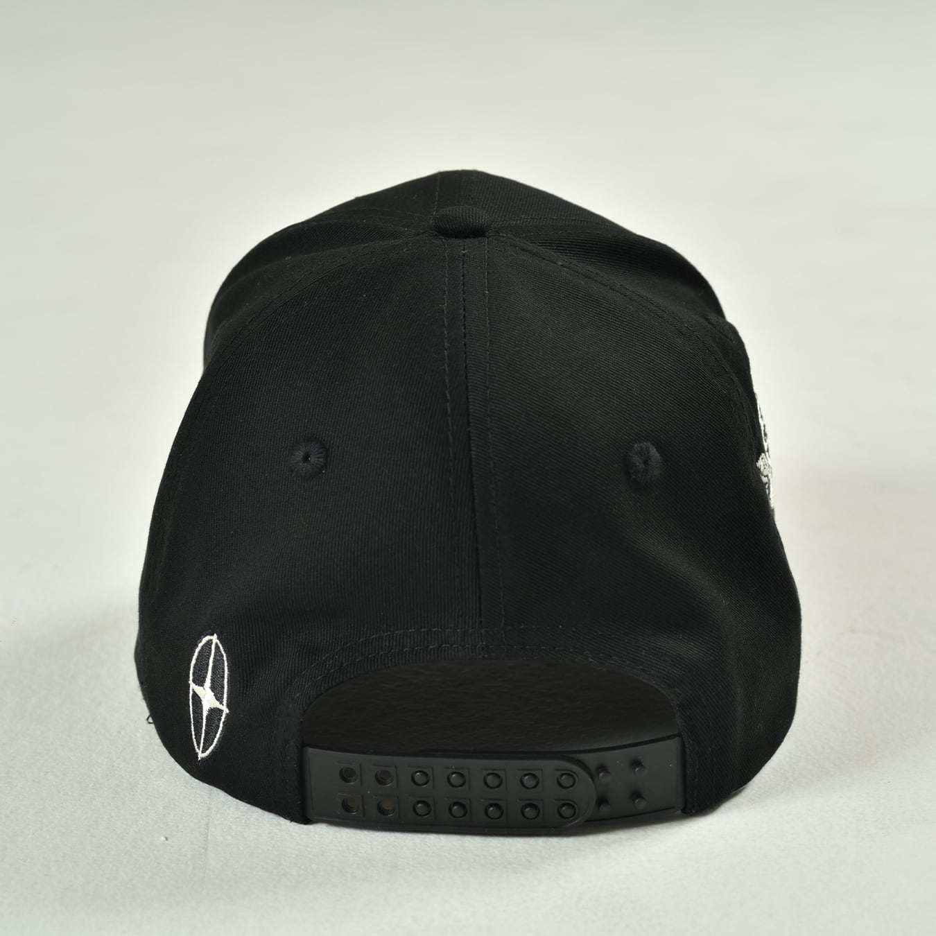 T.C.R  MONOGRAM LOGO 6PANEL JESUS CAP - BLACK