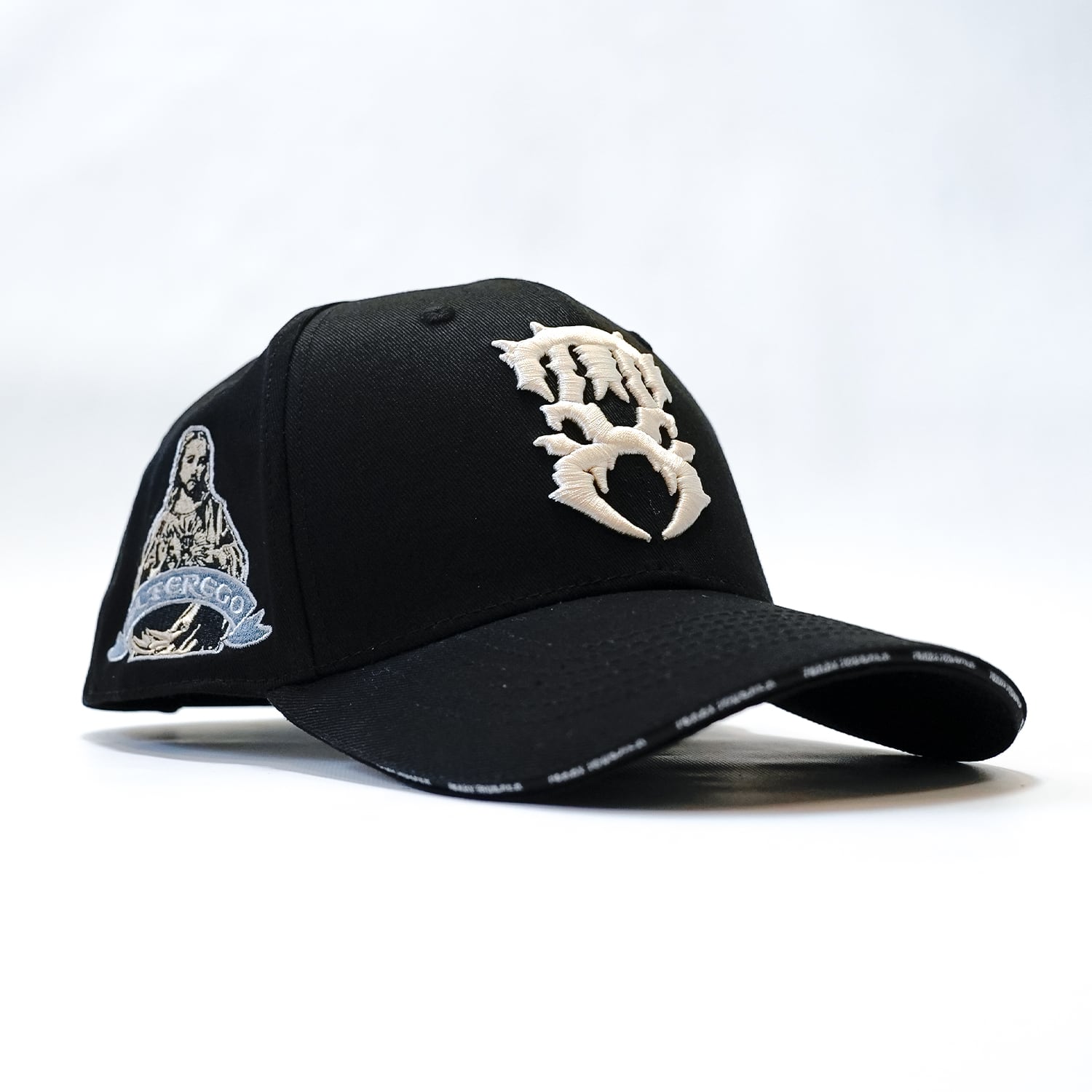 T.C.R METAL MONOGRAM LOGO 6PANEL CAP - BLACK