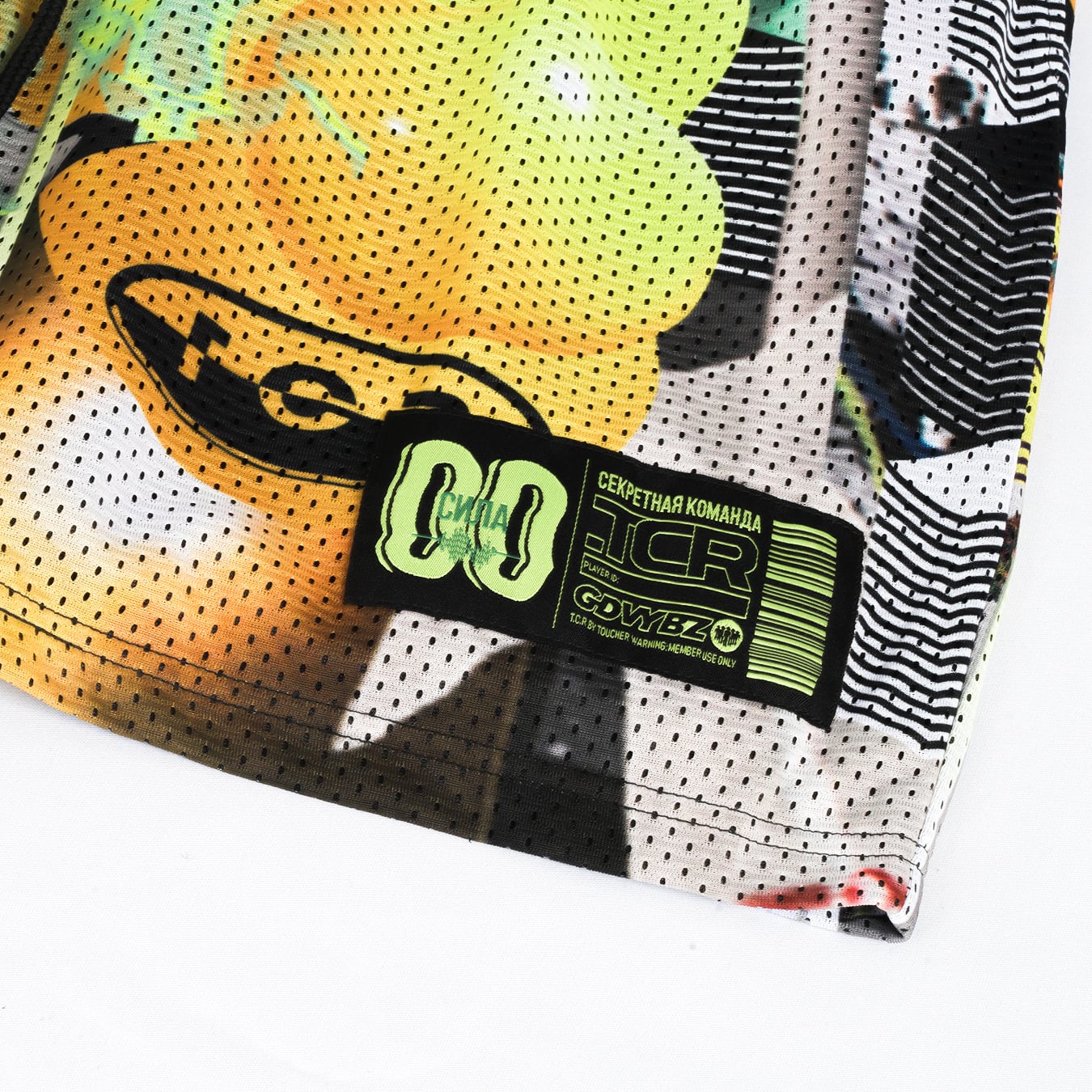 T.C.R PARADISE ALL OVER MESH SHORTS V2 -  MULTI