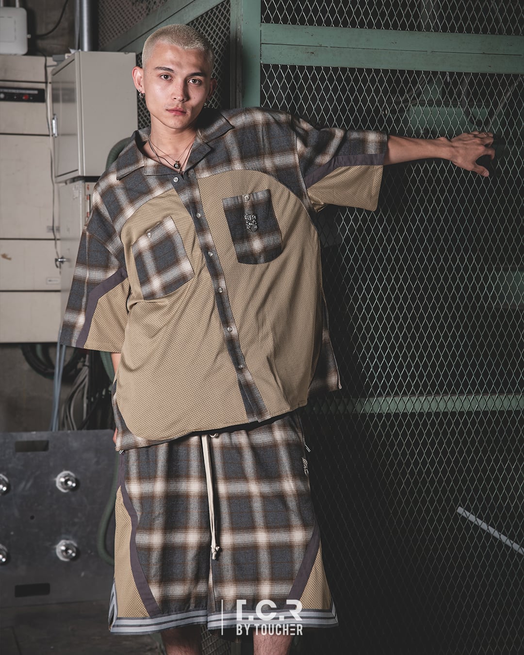 T.C.R TEMPTING MESH SHIRTS - KHAKI