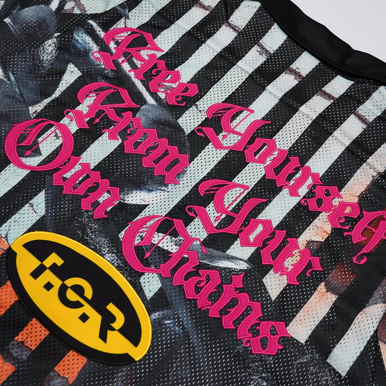 T.C.R CHAIN REACTION ALLOVER S/S MESH SHIRTS