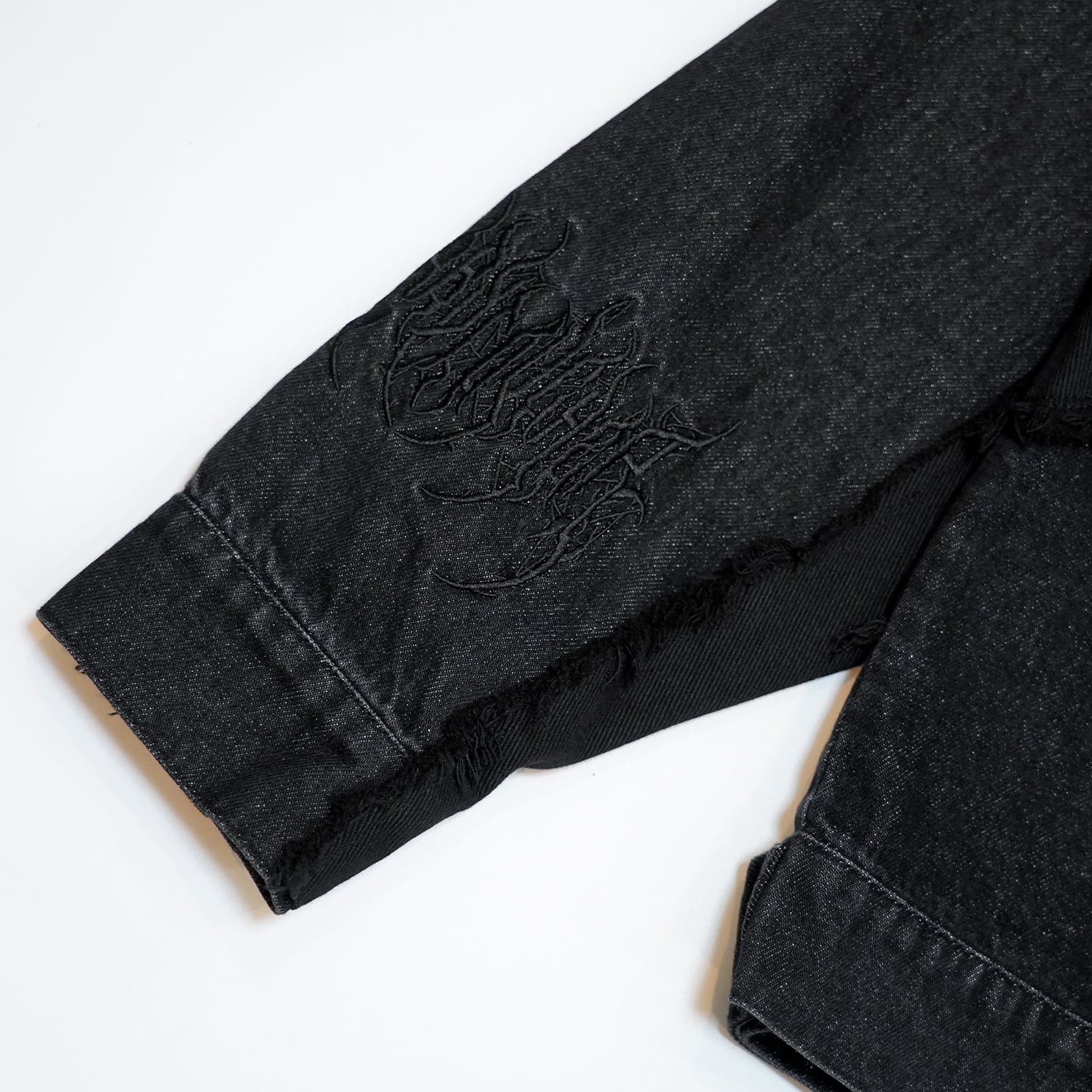 T.C.R NUOVA VISIONE CONTRAST DISTRESSED JACKET - BLACK
