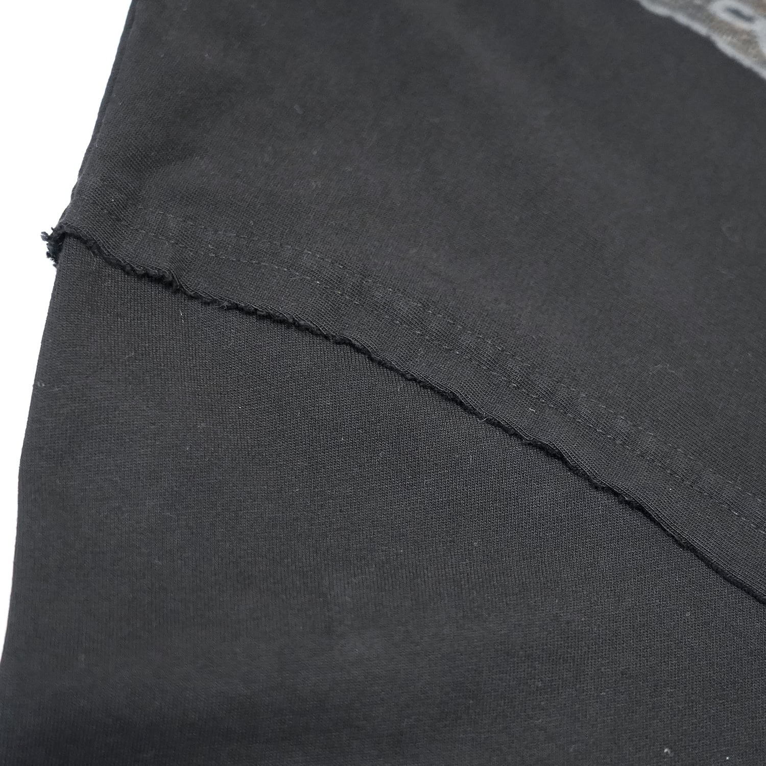 T.C.R WOLF L/S TEE - BLACK