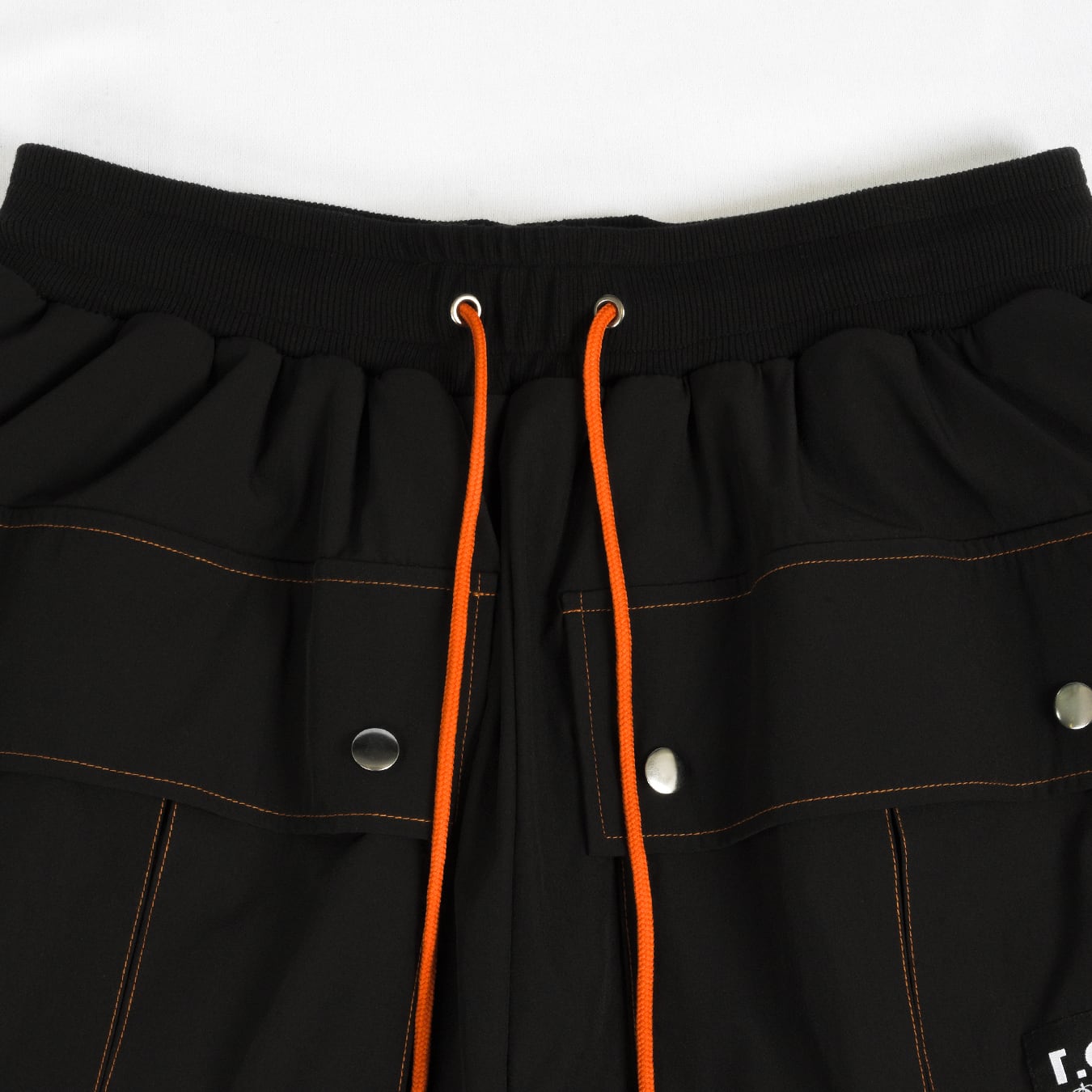T.C.R EQUIPMENT SHELL SHORTS V3 -  BLACK/ORANGE