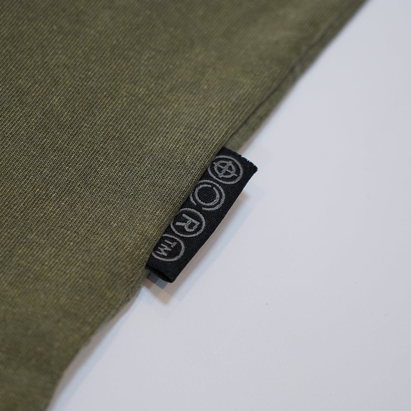 T.C.R LIGHTNING MARIA WASHED S/S TEE - GRAY GREEN