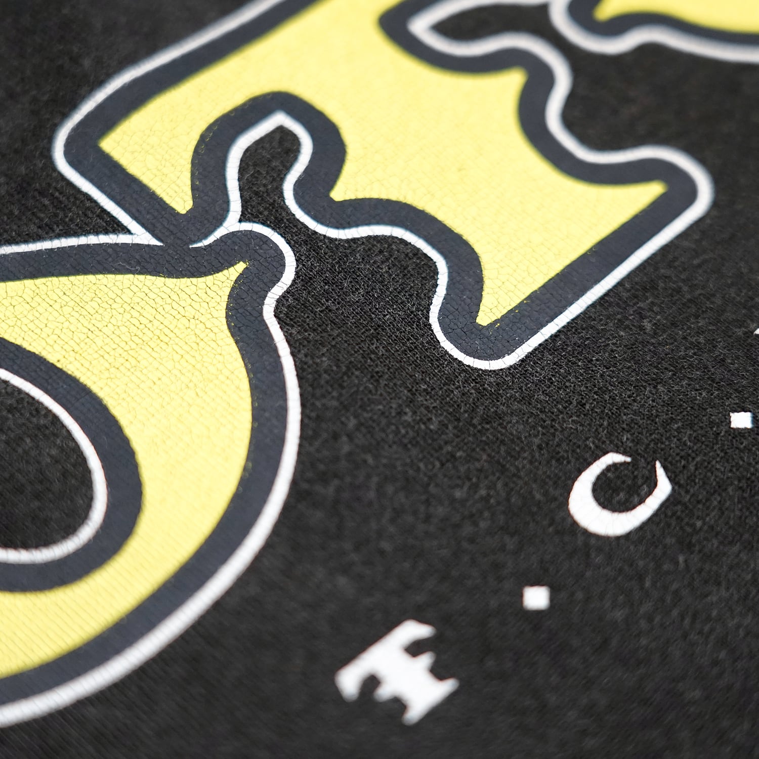 T.C.R NUTOPIA WASHED DAMAGE L/S TEE - BLACK