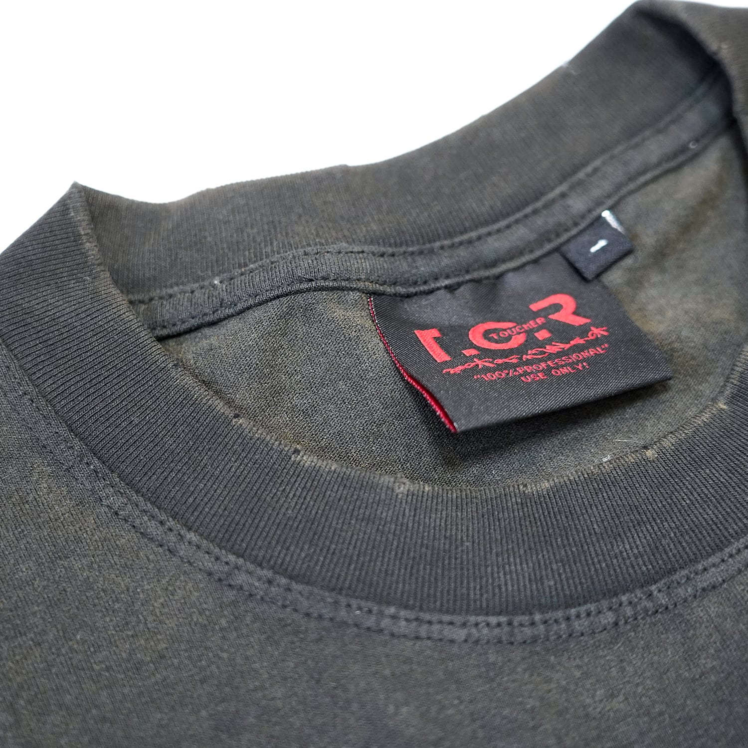 T.C.R COLLEGE LOGO CROPPED WASH S/S TEE - YELLOW / BLACK