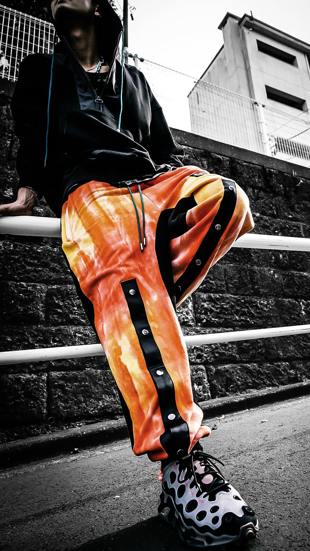 TCR ESSENTIAL TECH TIE DYE JOGGER  - ORANGE/BLACK