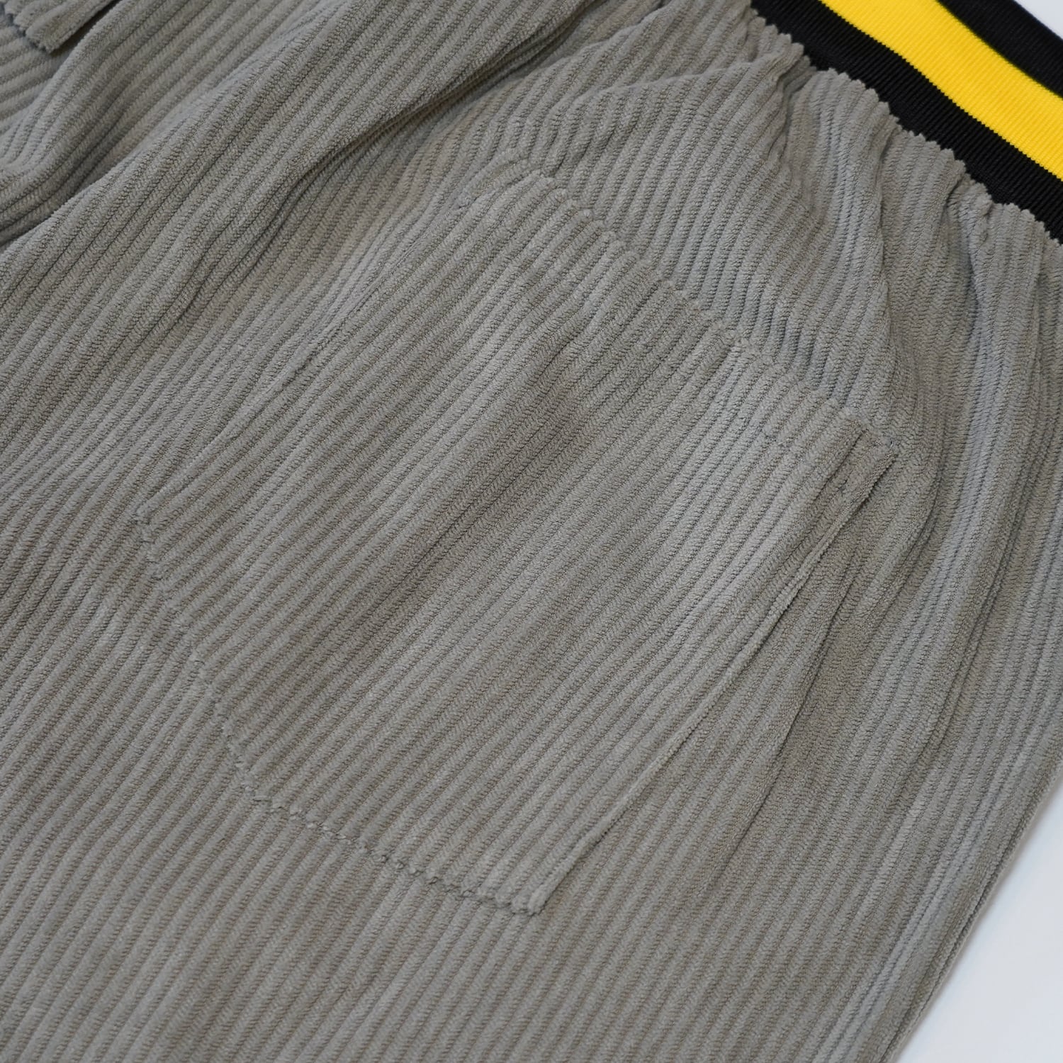 T.C.R CORDUROY WIDE EASY PANTS - GRAY
