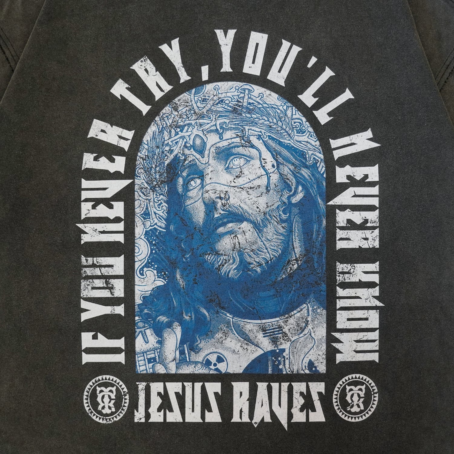 T.C.R JESUS RAVES  VINTAGE WASHED S/S TEE - BLACK