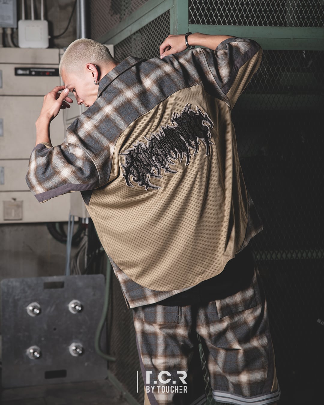 T.C.R TEMPTING MESH SHIRTS - KHAKI