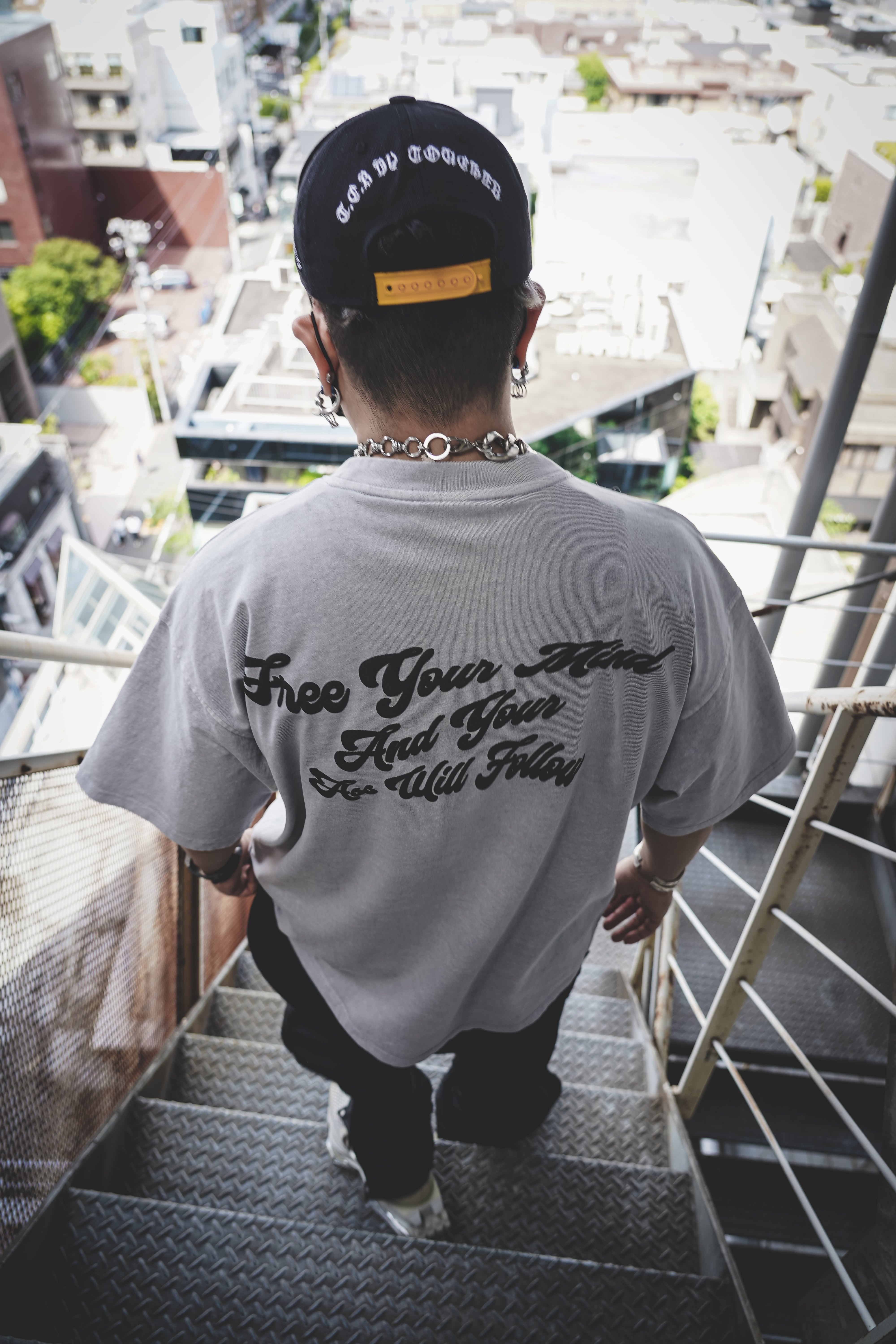 T.C.R LIGHTNING JESUS WASHED S/S TEE - ASH GRAY