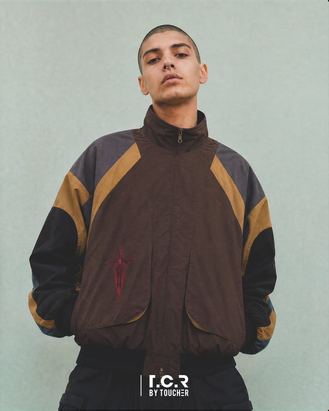 T.C.R PHASE NYLON JACKET - BROWN