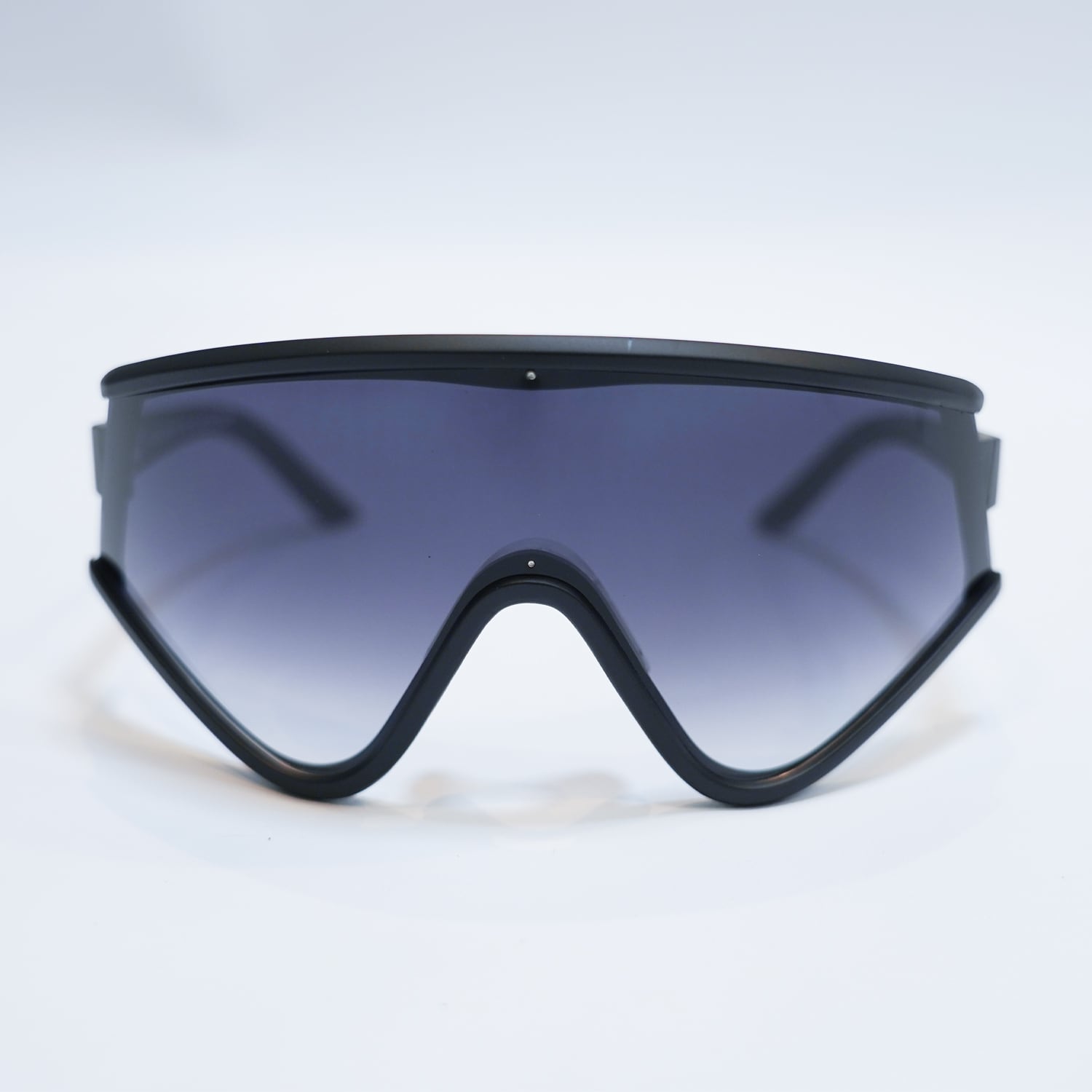 T.C.R OVERSIZED SHIELD SUNGLASS - EXCLUSIVE / BLACK