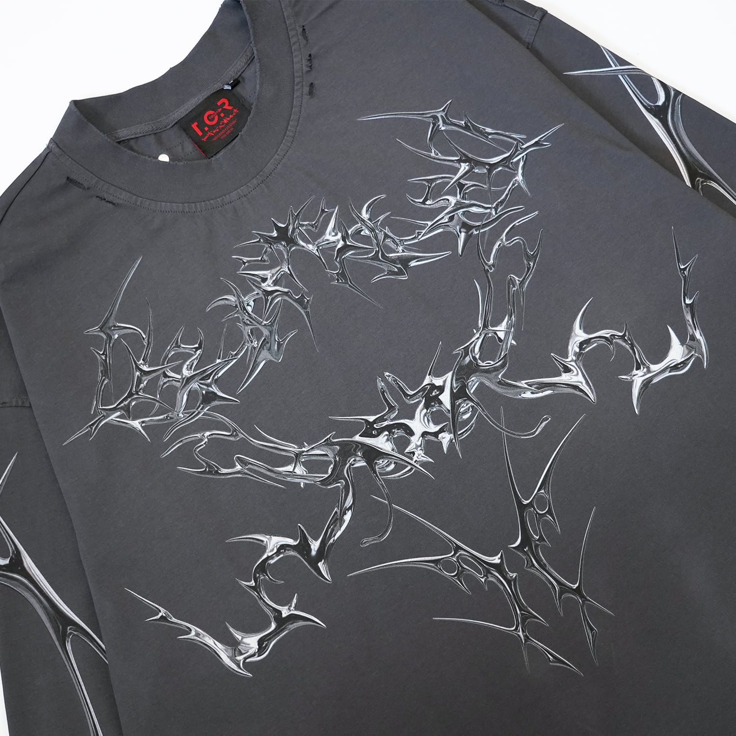 T.C.R CHROME ARMOR L/S TEE - BLACK