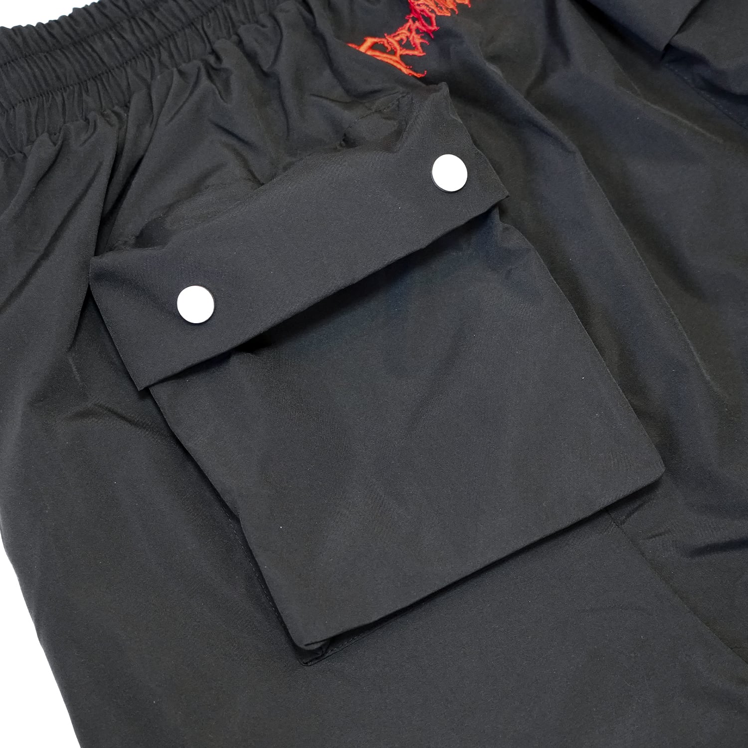 T.C.R RELAPSE MULTI POCKET SAROUEL CARGO SHORTS - BLACK