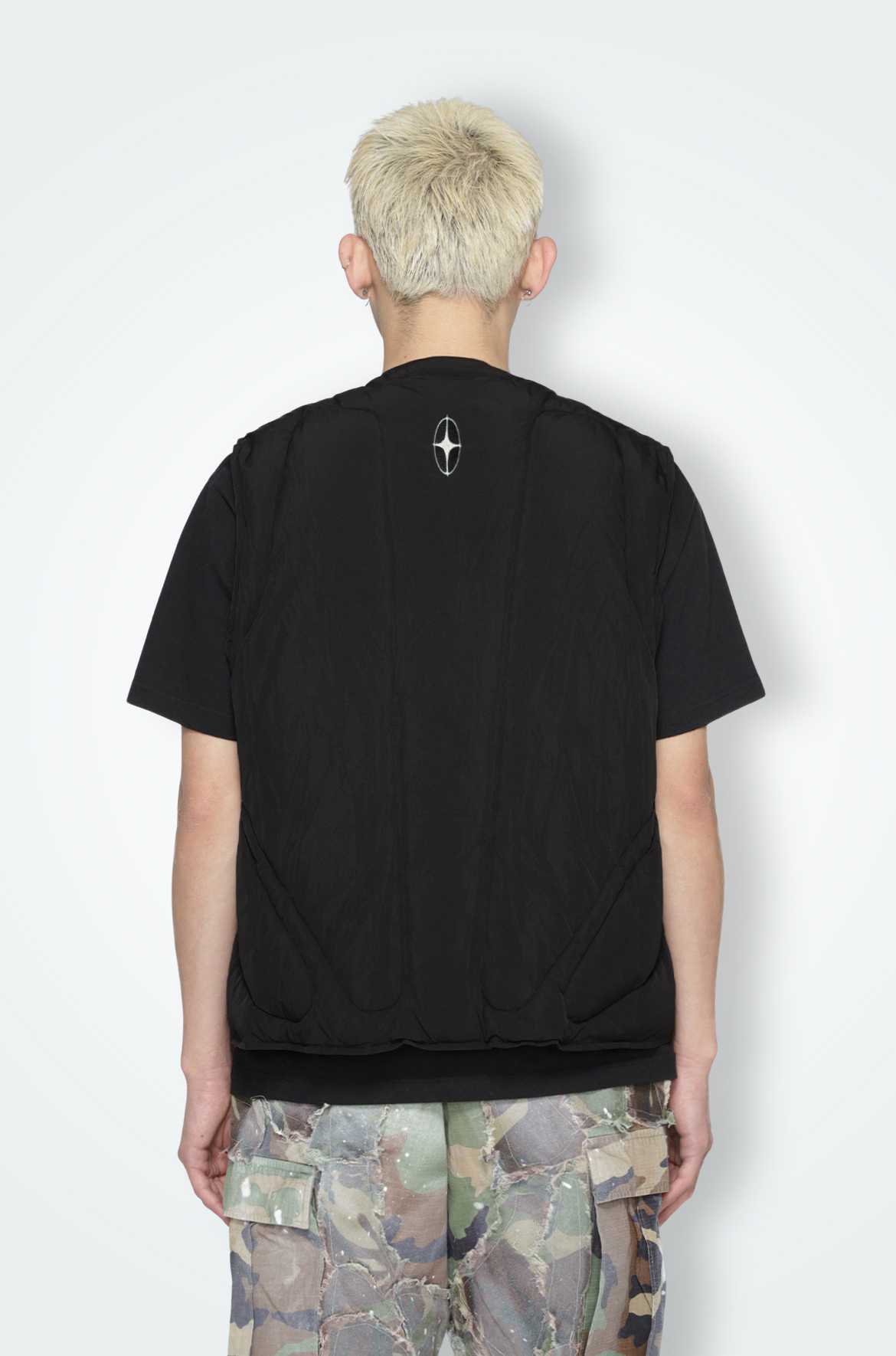 T.C.R GRID PUFFER VEST - BLACK