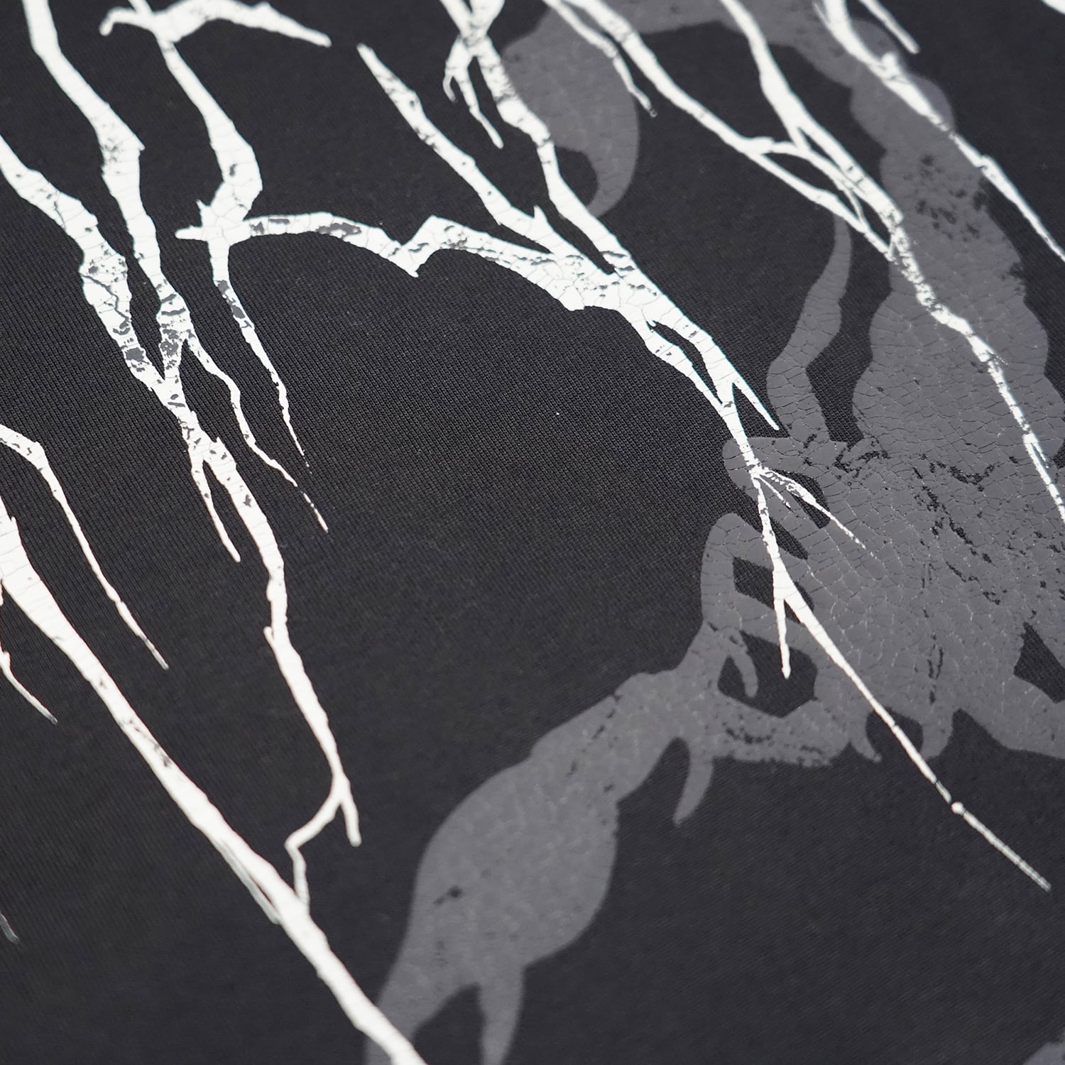 T.C.R MAVERIK LAYERD L/S TEE - BLACK