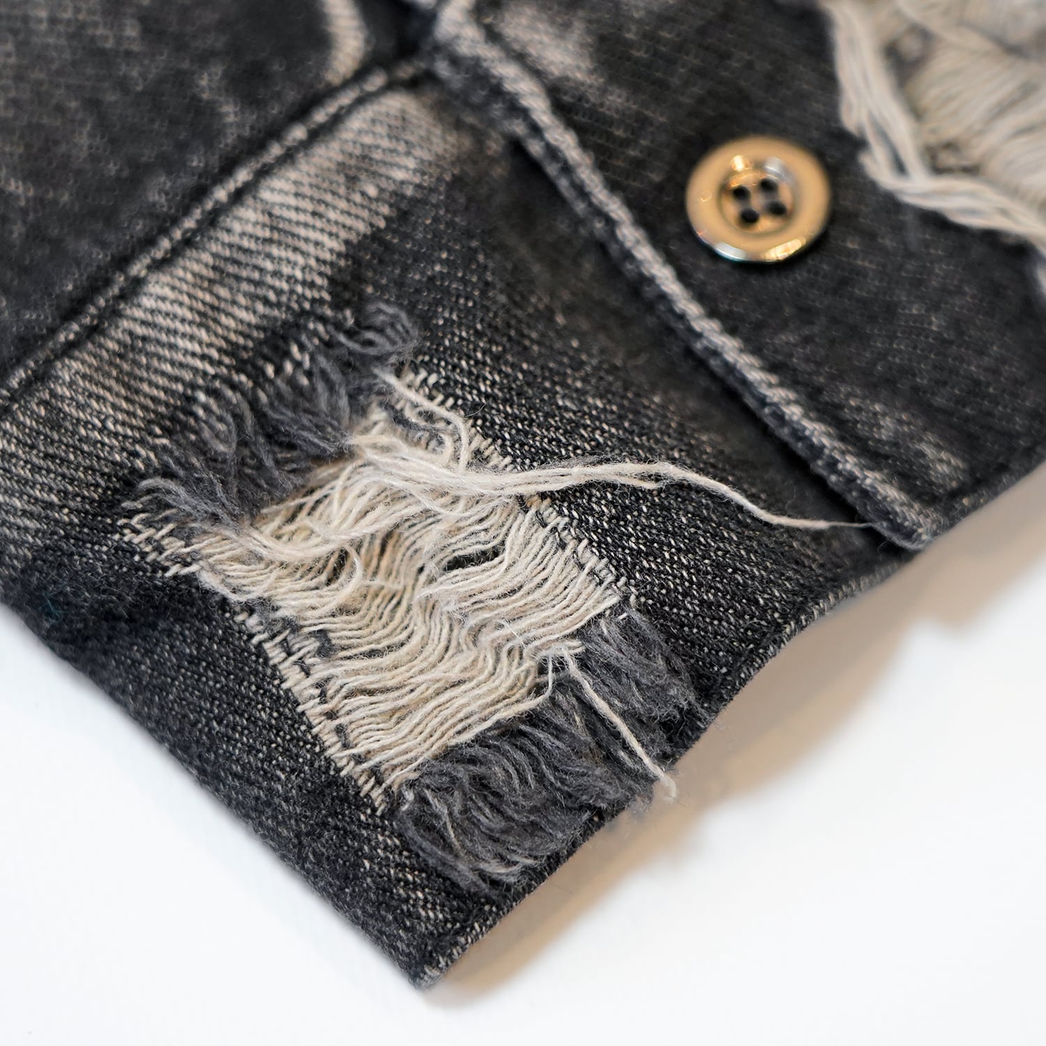 T.C.R DESTROYED OVERSIZED DENIM SHIRT - BLACK
