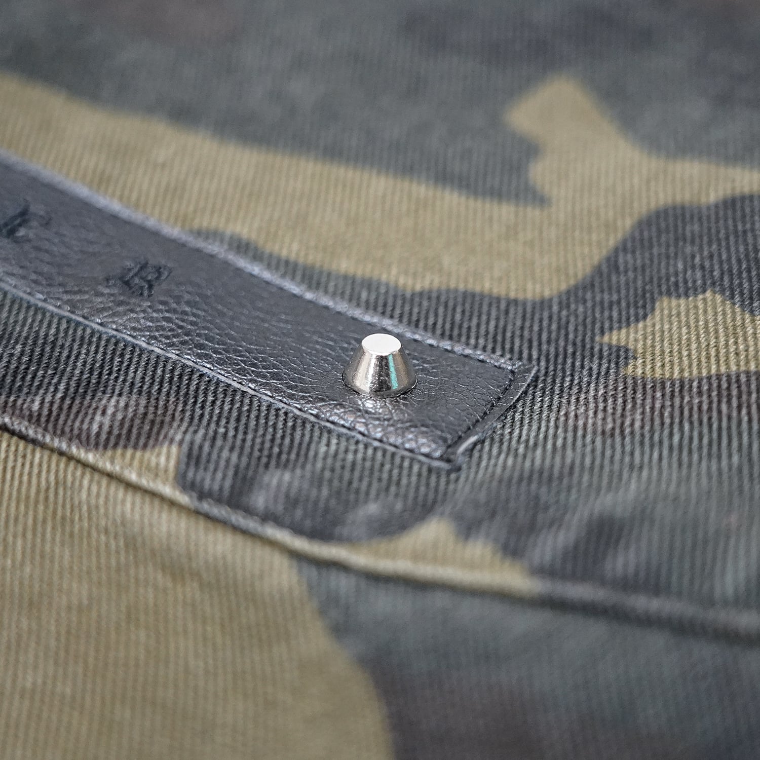 T.C.R DISTRESSED CAMO SHIRTS JACKET - CAMO