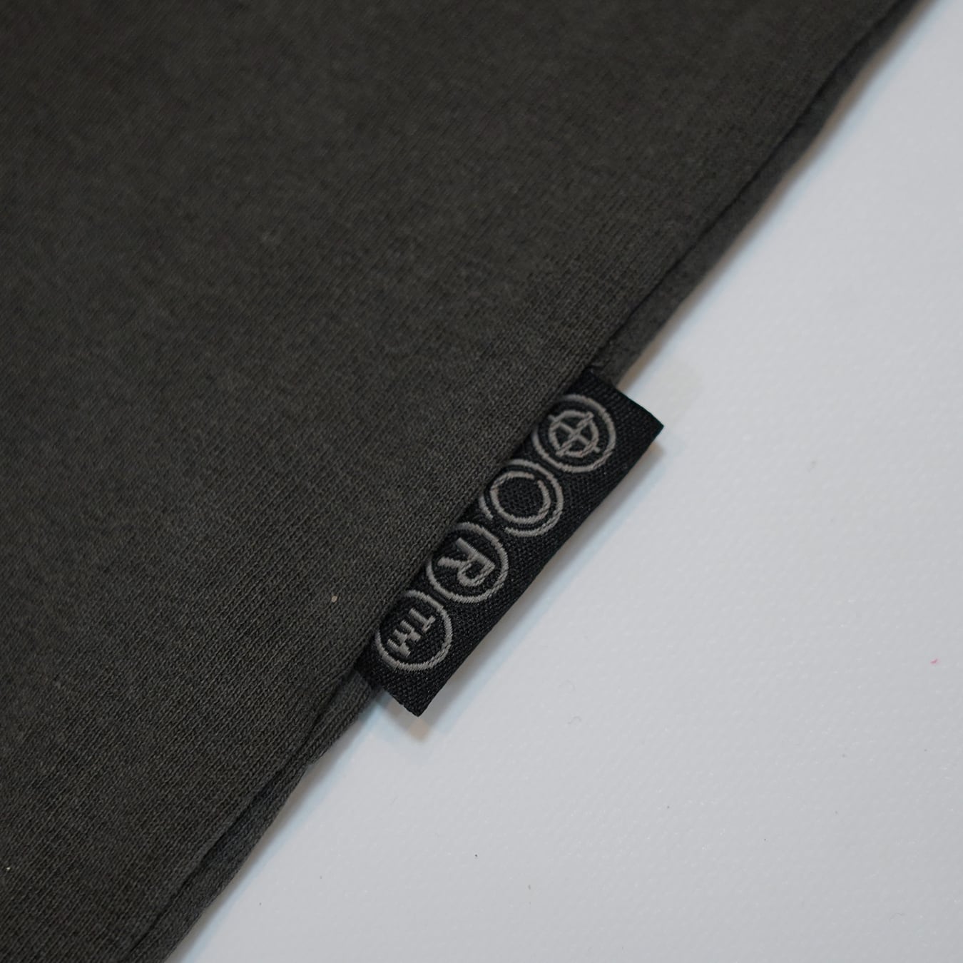 T.C.R MIND CONTROLLER WASHED S/S TEE - DARK GRAY