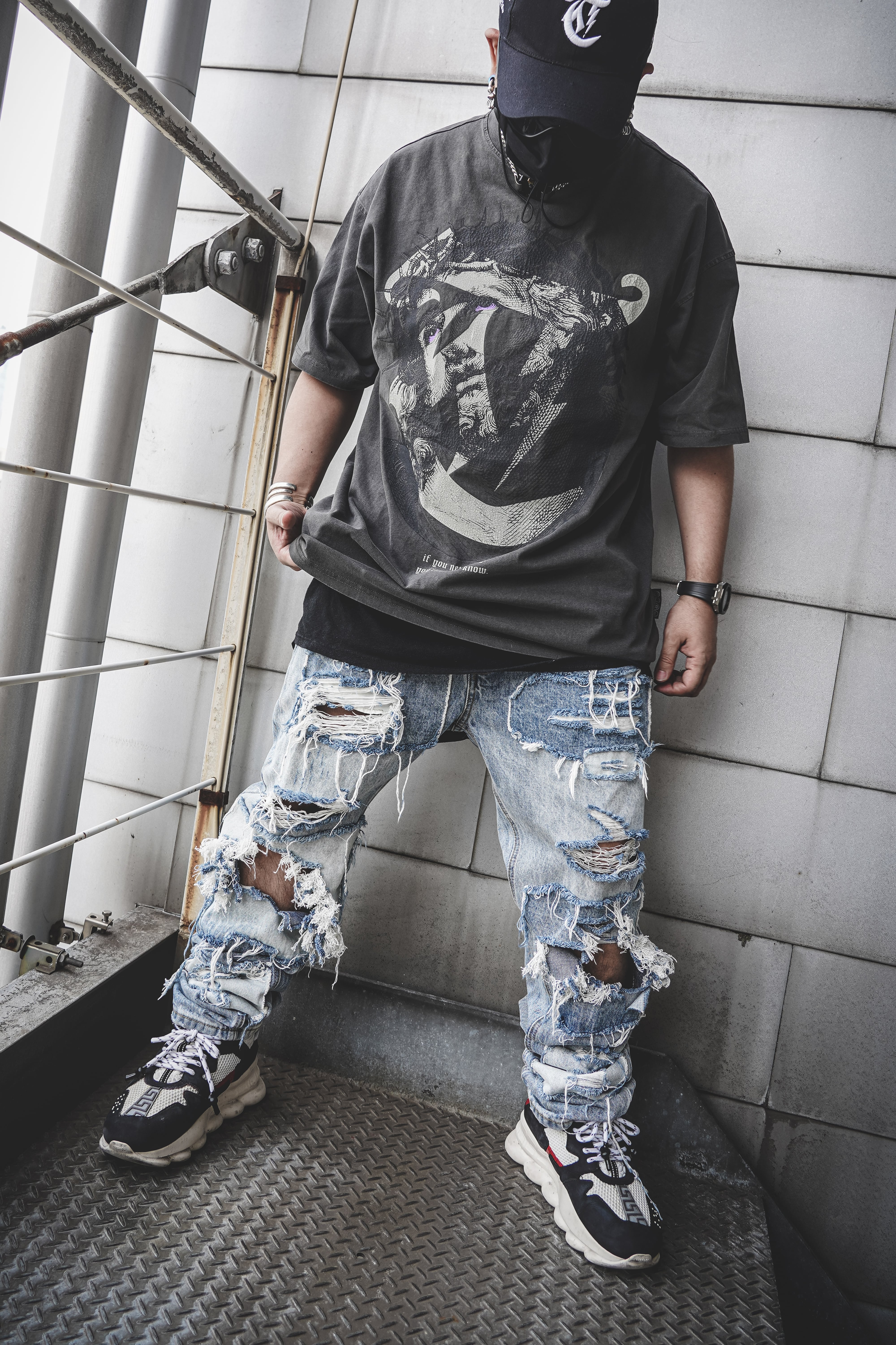 T.C.R LIGHTNING JESUS WASHED S/S TEE - DARK GRAY